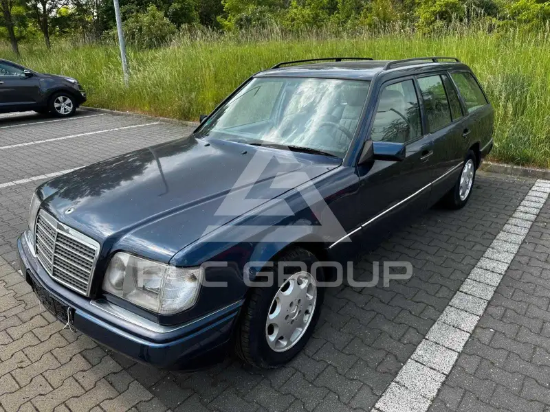 1996 Mercedes Benz E 200