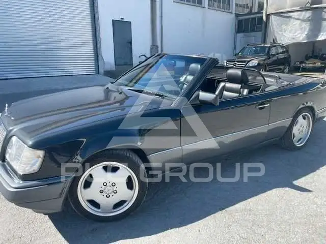 1996 Mercedes Benz E 200