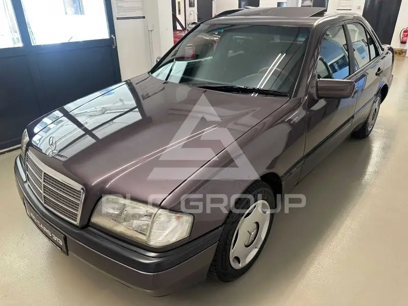1996 Mercedes Benz C 180