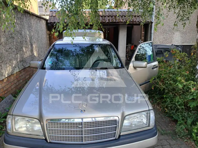 1996 Mercedes Benz C 180
