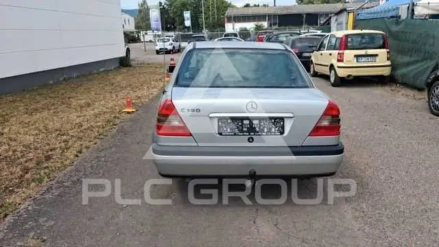 1996 Mercedes Benz C 180