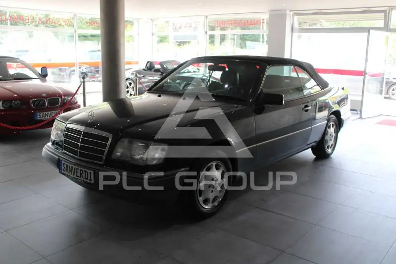 1996 Mercedes Benz E 220