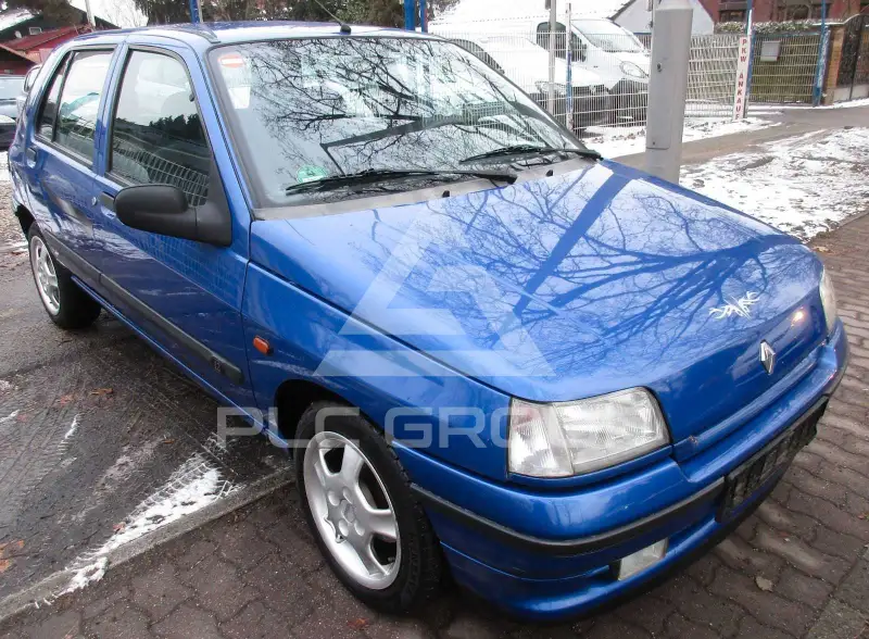 1996 Renault Clio