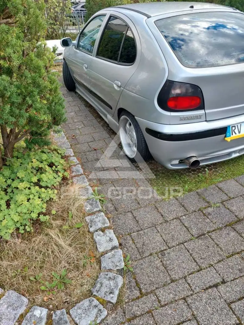 1996 Renault Megane