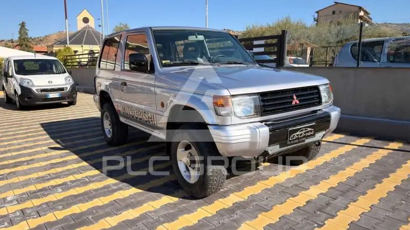 1997 Mitsubishi PAJARO