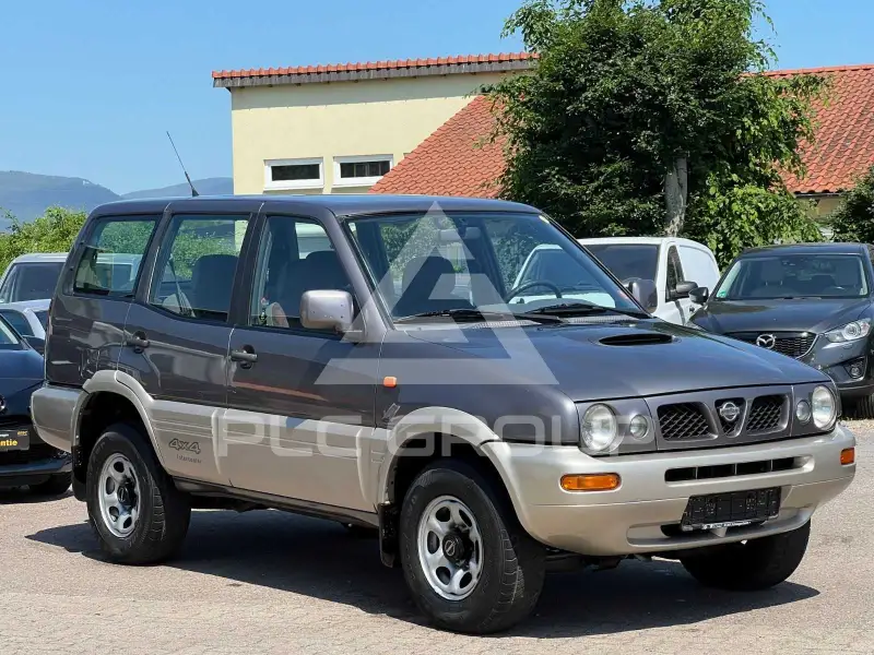 1997 Nissan Terrano
