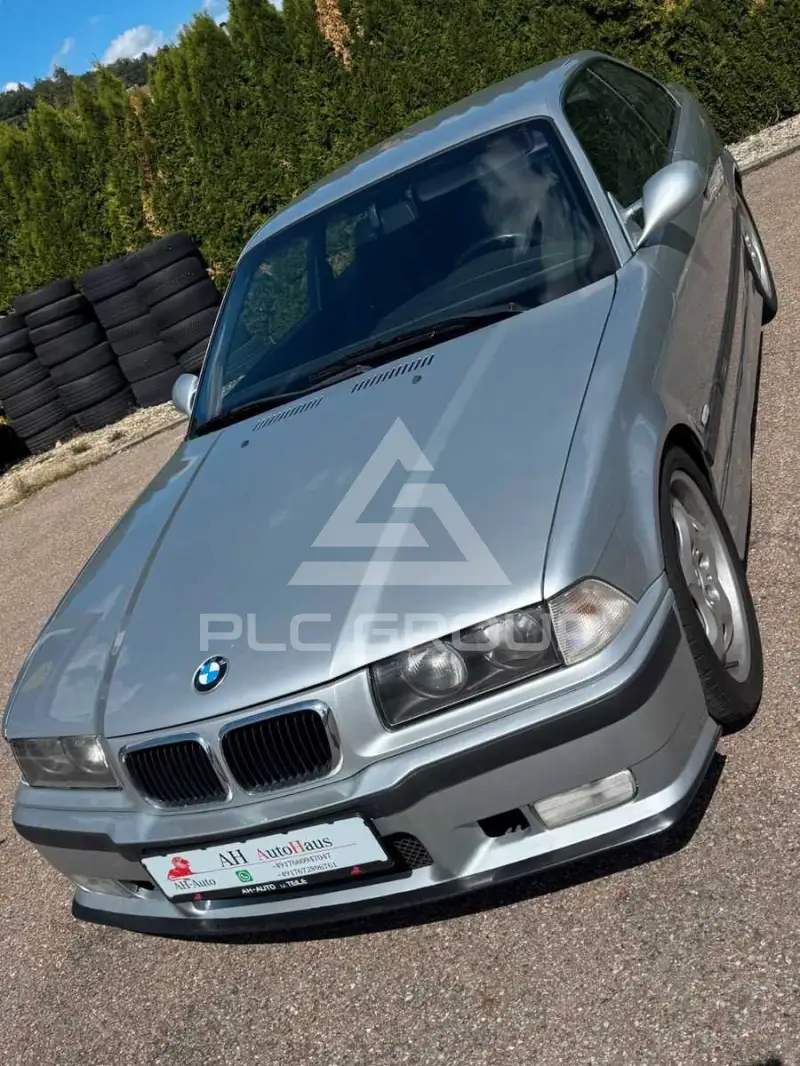 1997 BMW 323