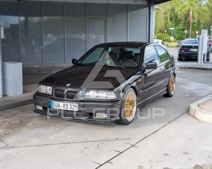 1997 BMW 323