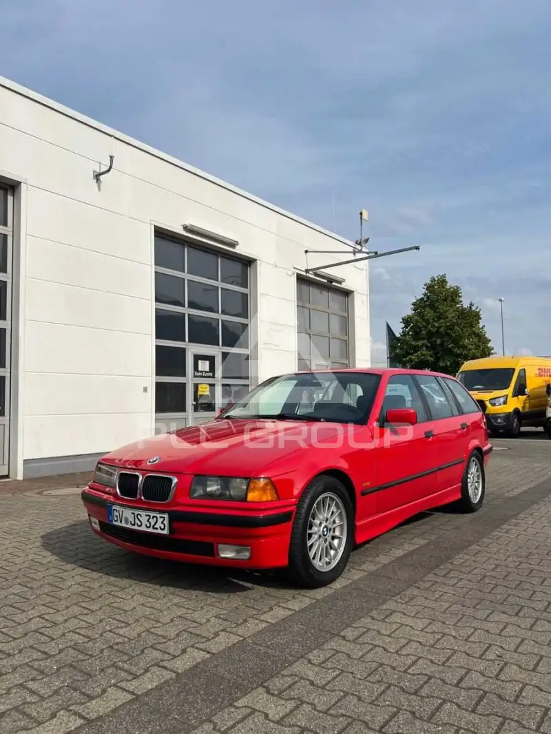 1997 BMW 323