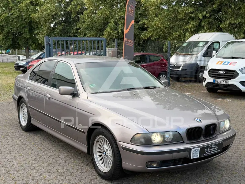 1997 BMW 523