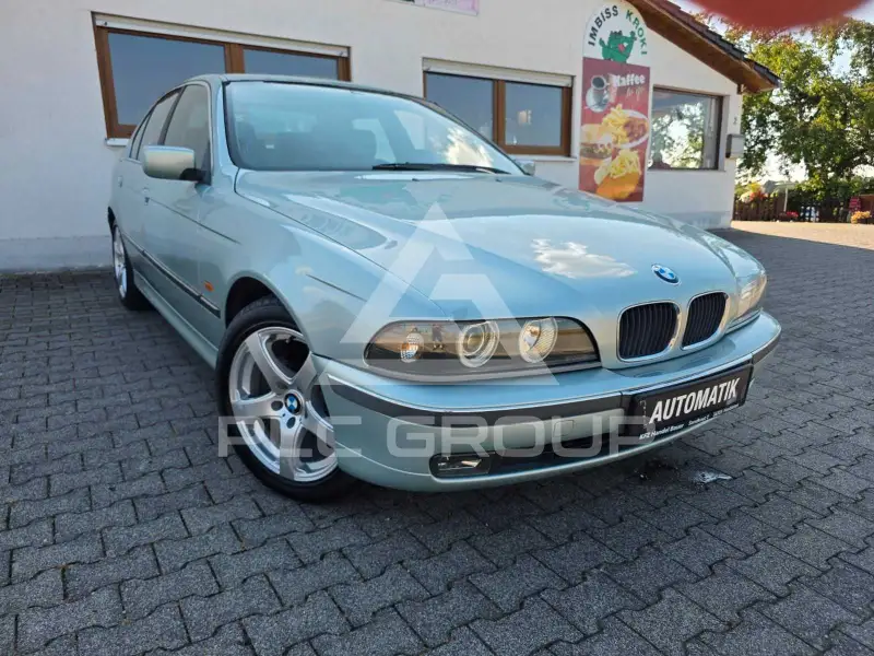 1997 BMW 523