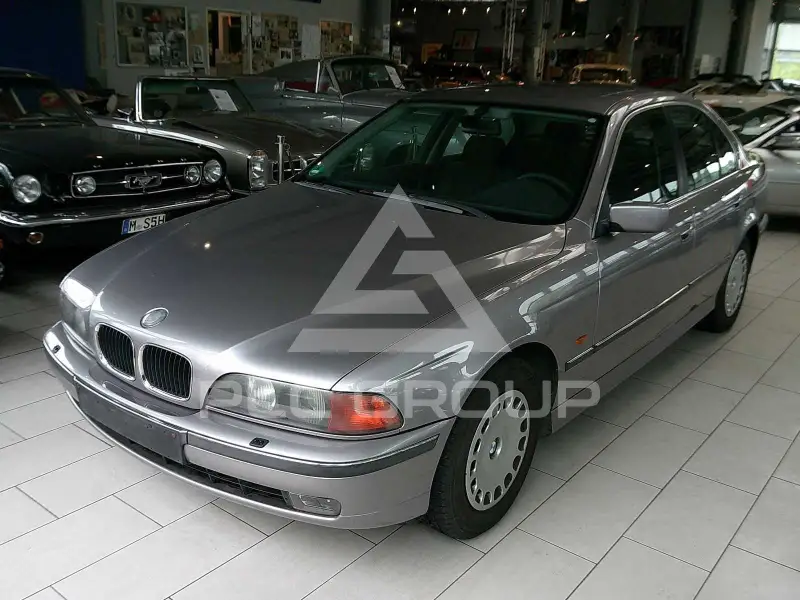1997 BMW 523