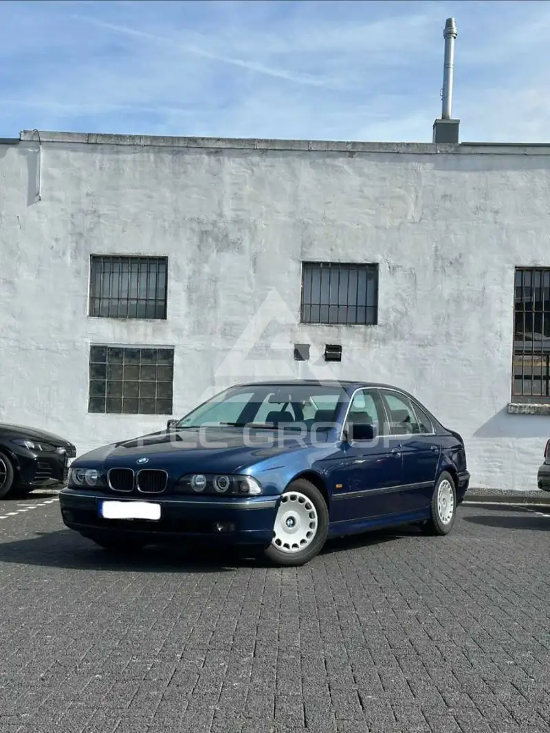 1997 BMW 520