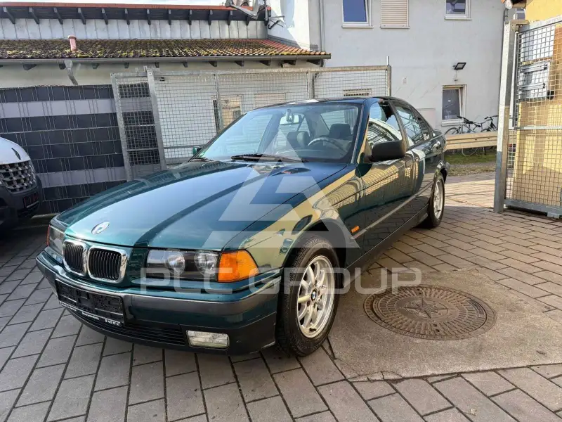 1997 BMW 318