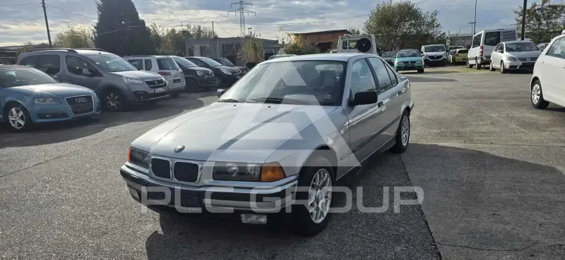 1997 BMW 318