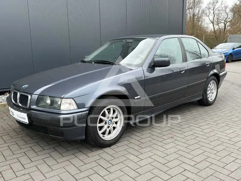 1997 BMW 318