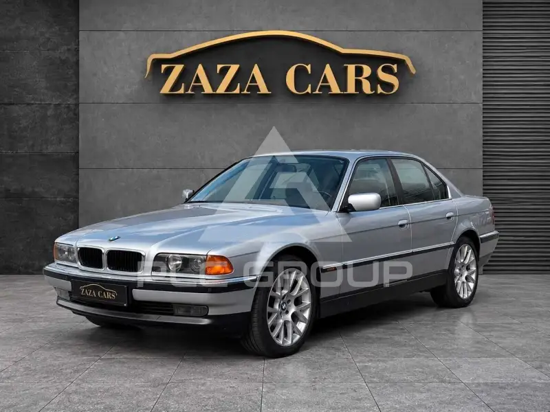 1997 BMW 728