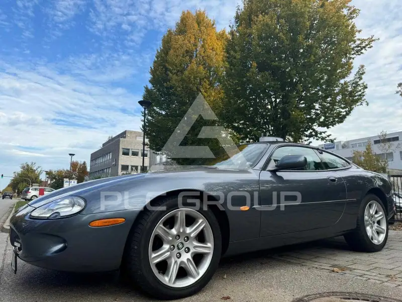 1997 Jaguar XK8