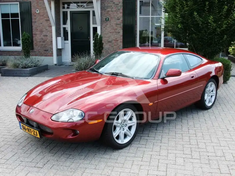 1997 Jaguar XK8