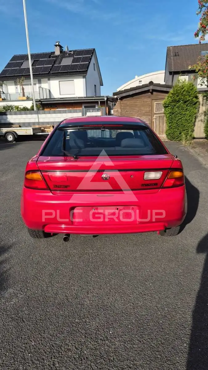 1997 Mazda 323
