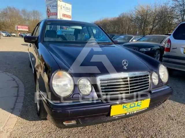 1997 Mercedes Benz E 320