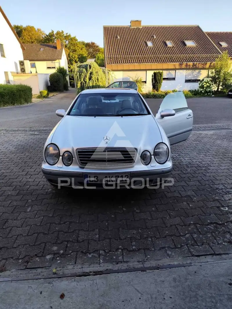 1997 Mercedes Benz 320