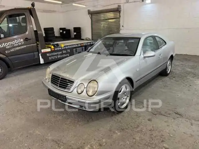 1997 Mercedes Benz CLK 320