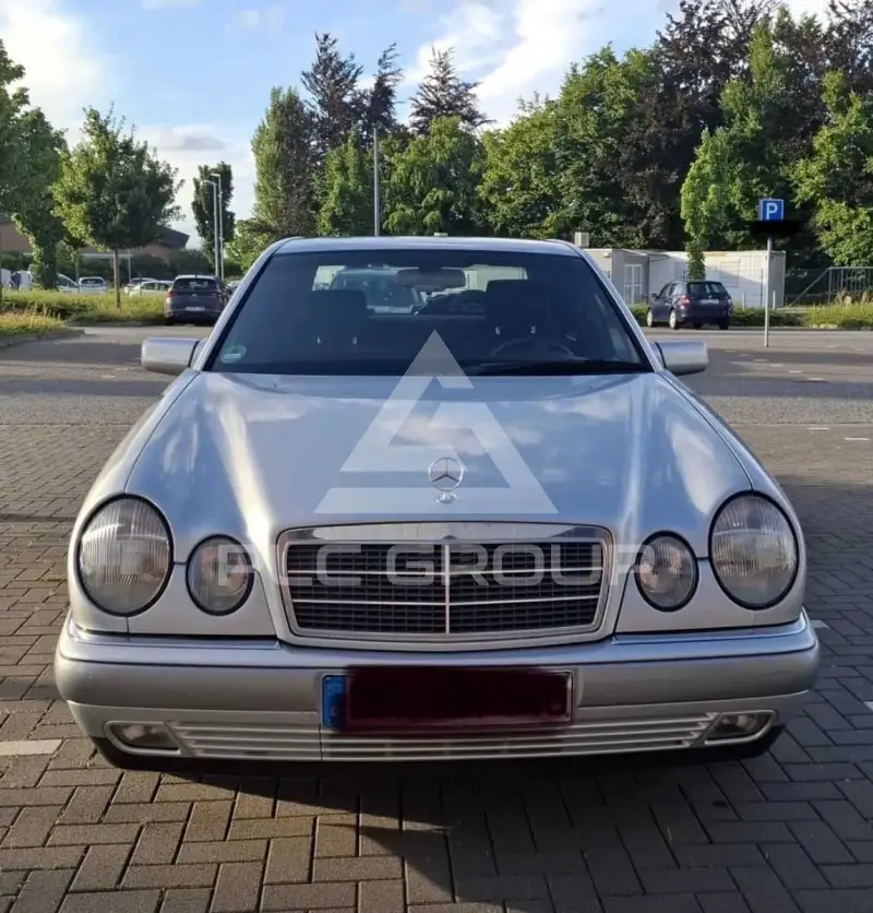 1997 Mercedes Benz E 200