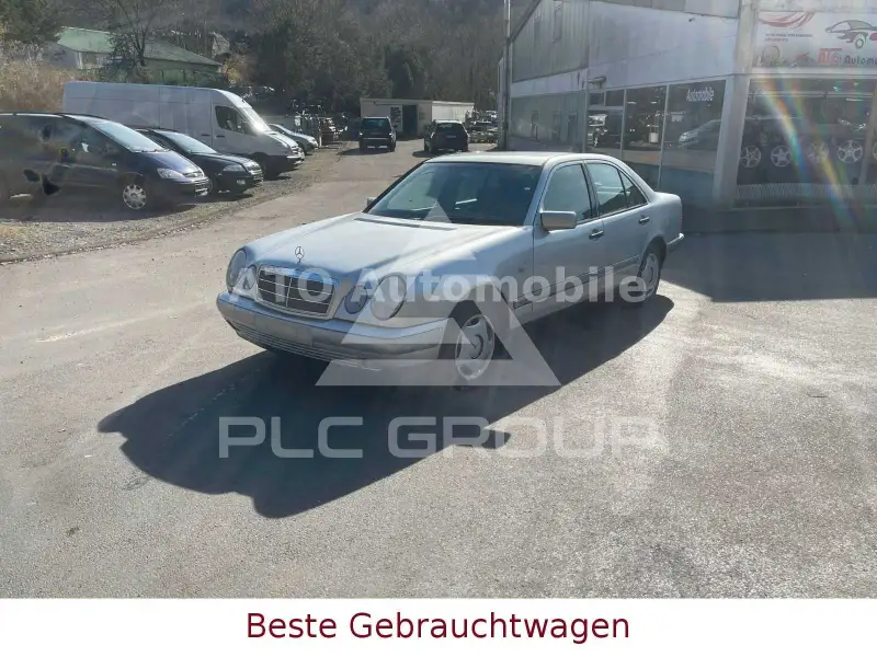 1997 Mercedes Benz E 200