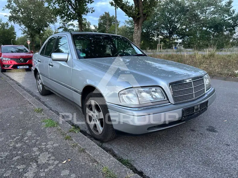 1997 Mercedes Benz C 180