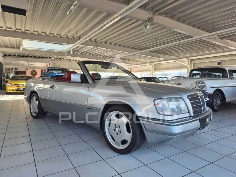 1997 Mercedes Benz E 220