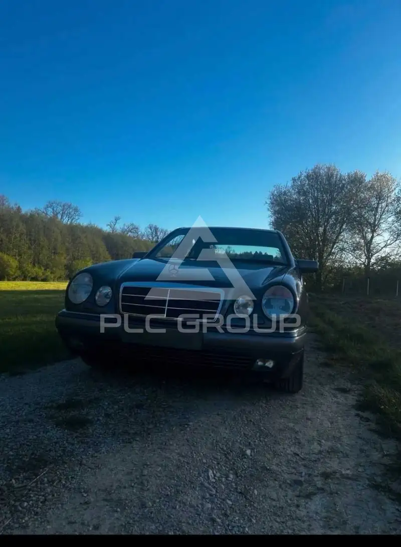 1997 Mercedes Benz E 240