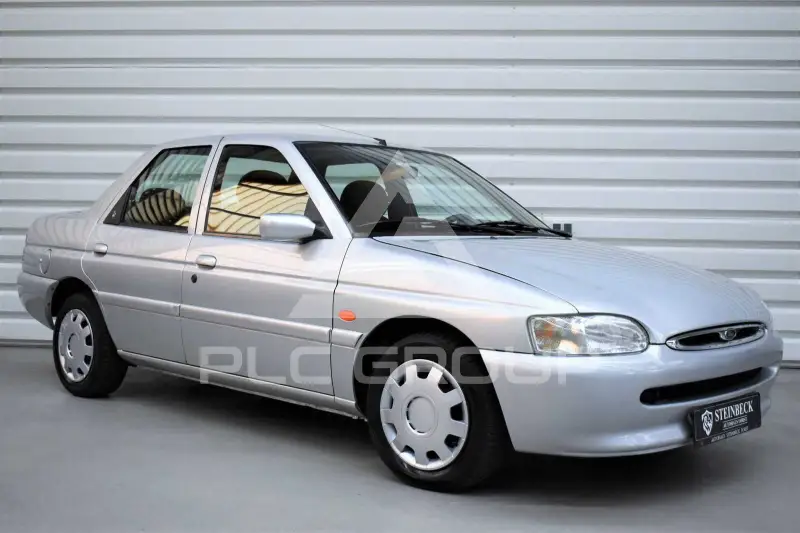 1997 Ford ESCORT