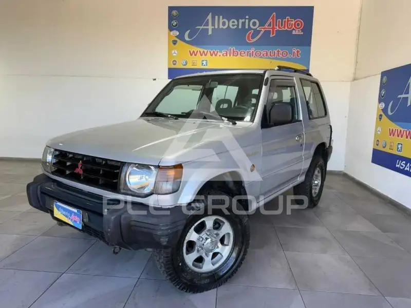 1998 Mitsubishi PAJARO