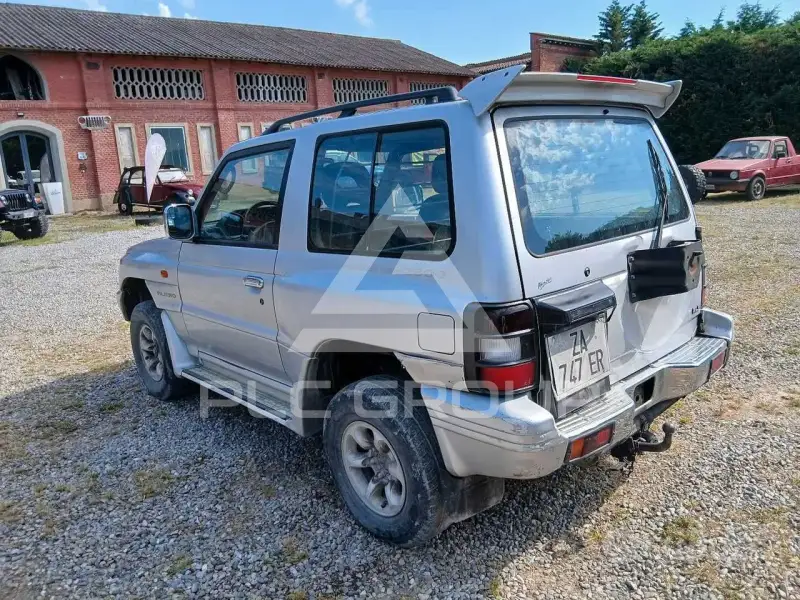 1998 Mitsubishi PAJARO