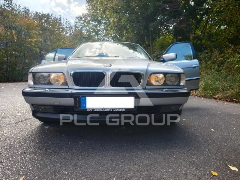 1998 BMW 740