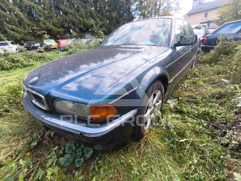 1998 BMW 740