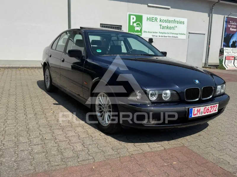 1998 BMW 523