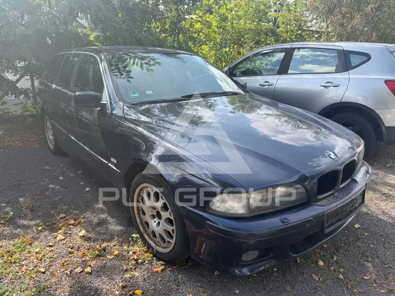 1998 BMW 523
