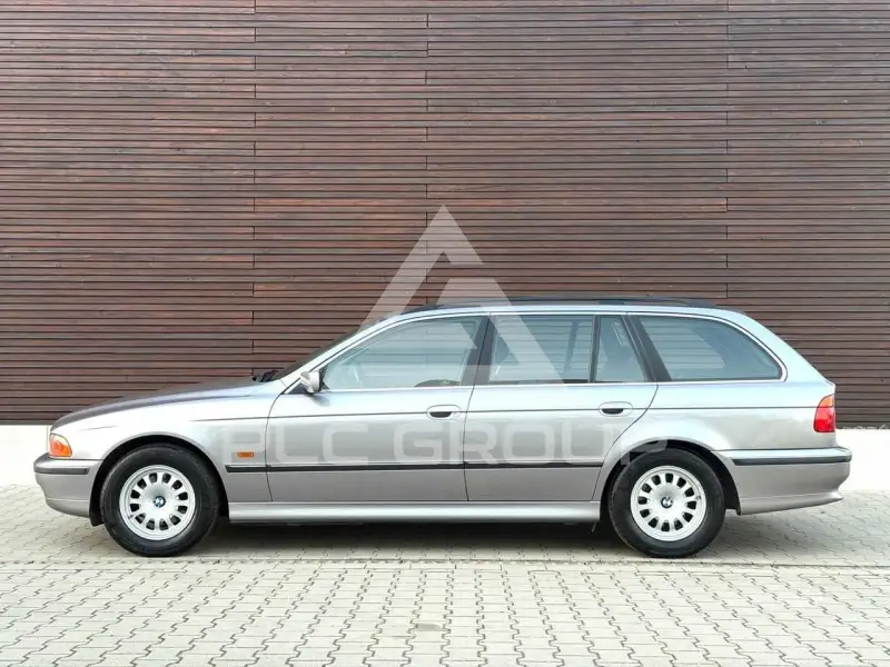 1998 BMW 525