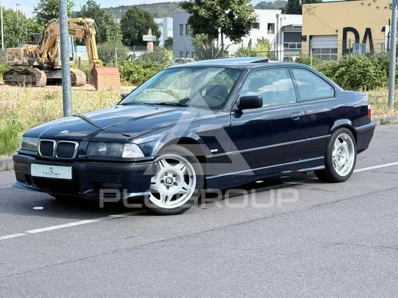 1998 BMW 320