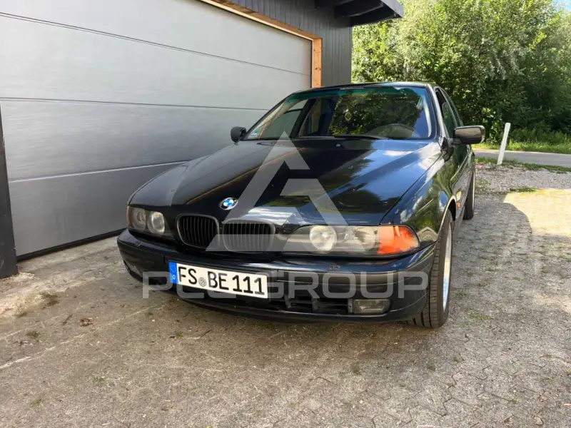 1998 BMW 540