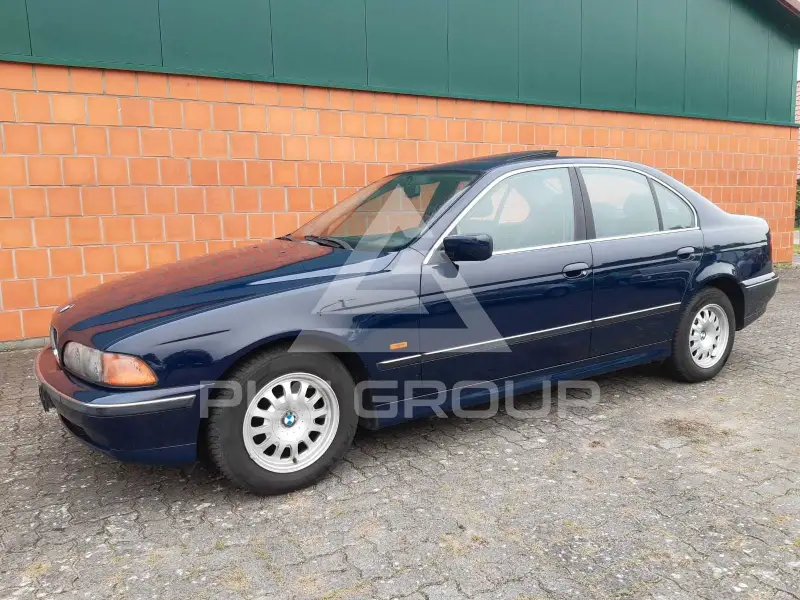 1998 BMW 520