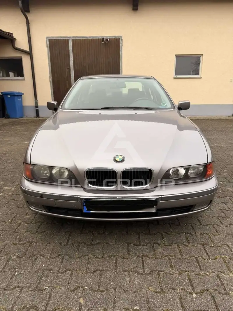 1998 BMW 520