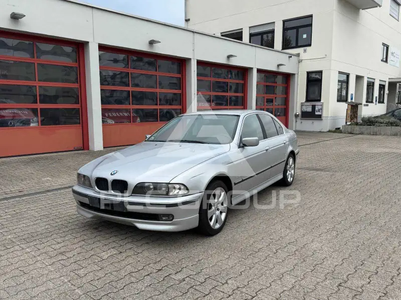 1998 BMW 520