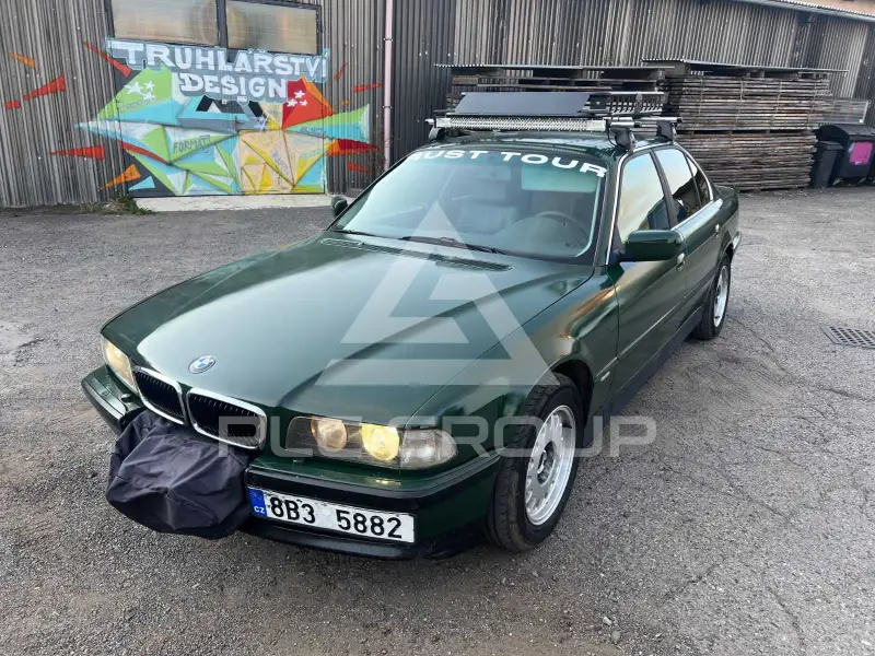 1998 BMW 735