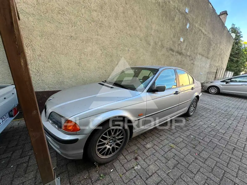 1998 BMW 318