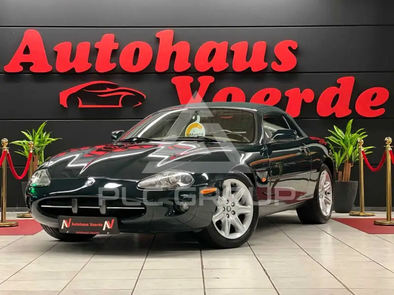1998 Jaguar XK8