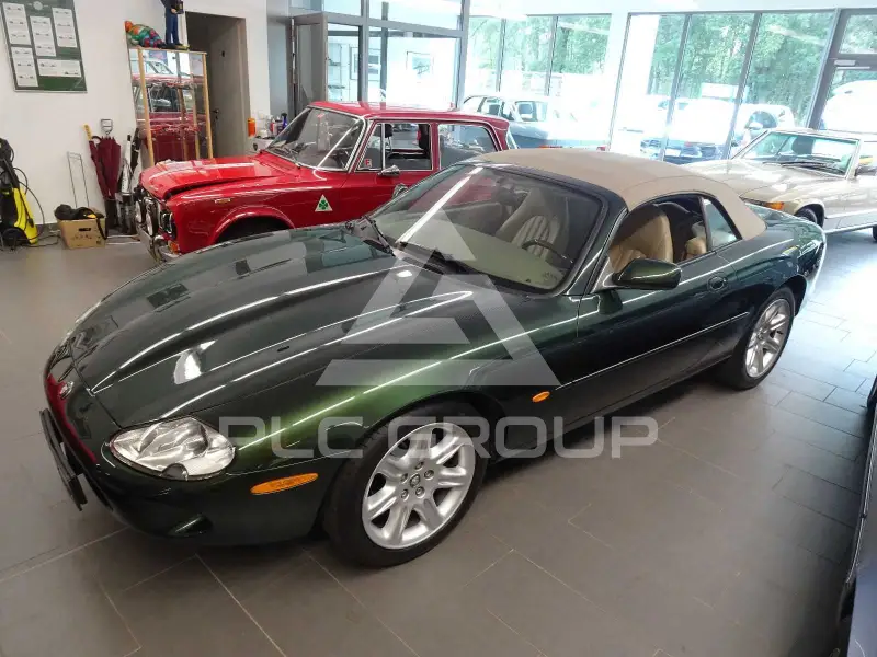 1998 Jaguar XK8
