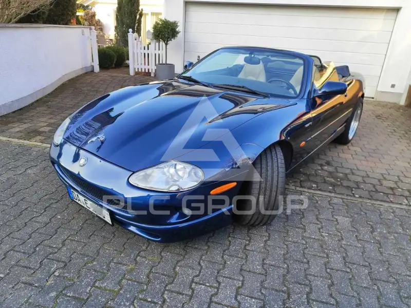 1998 Jaguar XK8